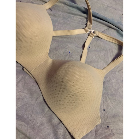 Hanes Beige Ultimate T Shirt Soft Contour Wirefree Bra, 36B‎ - Picture 2 of 5